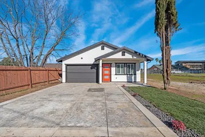 1943 Chapman Avenue, Olivehurst, CA 95961 - Photo 1