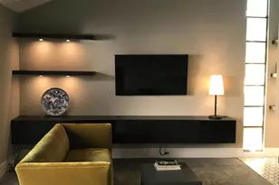 700 Woodside East Ln, Sacramento, CA 95825 - Photo 1