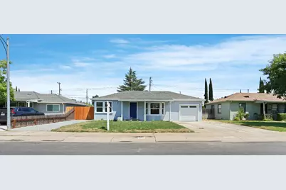 537 Palm Avenue, Lodi, CA 95240 - Photo 1