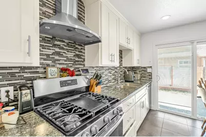 7718 Laurie Way, Sacramento, CA 95832 - Photo 7