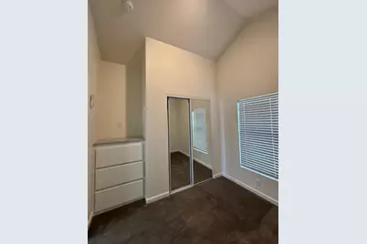 E San Antonio Street #51, San Jose, CA 95116 - Photo 9