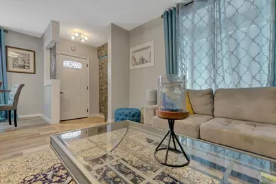 370 Pine Way, Yuba City, CA 95991 - Photo 3