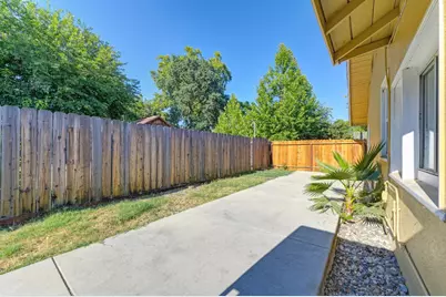 911 Cross Street, Woodland, CA 95695 - Photo 37
