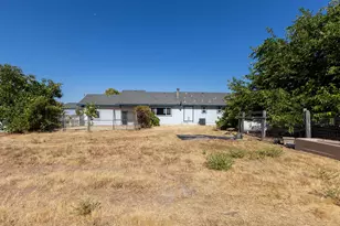 15710 Linn Rd, Lodi, CA 95240 - Photo 31