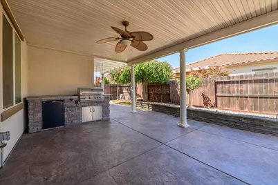 2112 Leighham Drive, Roseville, CA 95747 - Photo 27