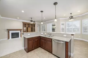 2112 Leighham Dr, Roseville, CA 95747 - Photo 9