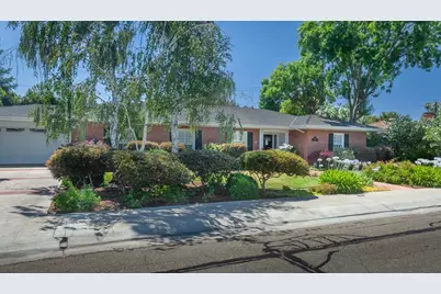 1060 W Monterey Avenue, Stockton, CA 95204 - Photo 3