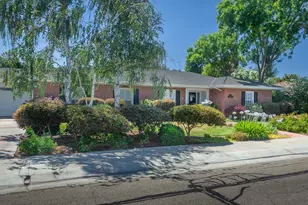 1060 W Monterey Ave, Stockton, CA 95204 - Photo 3