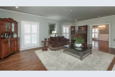 1060 W Monterey Avenue, Stockton, CA 95204 - Photo 11