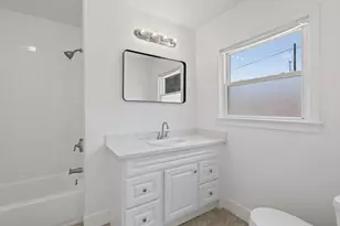 365 E Main St, Merced, CA 95340 - Photo 17