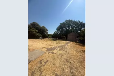 1994 S Olive Avenue, Stockton, CA 95215 - Photo 9