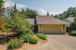 5148 Walnut Pl Ln, Carmichael, CA 95608 - Photo 1