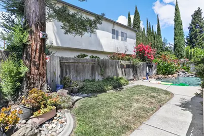 9829 Twin Creeks Avenue, Stockton, CA 95219 - Photo 25