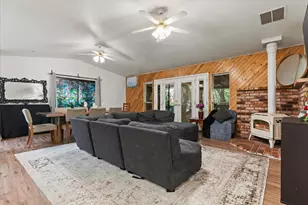 3205 Castlewood Cir, Pollock Pines, CA 95726 - Photo 9