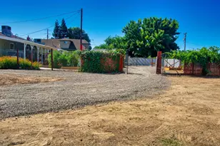 1639 N Alpine Rd, Stockton, CA 95215 - Photo 23