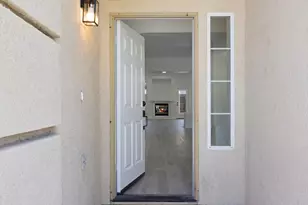 2032 Black Rose Ln, Stockton, CA 95206 - Photo 5