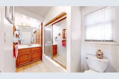 432 E Glenwood Avenue, Turlock, CA 95380 - Photo 21