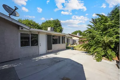 2404 Edmunds Avenue, Modesto, CA 95350 - Photo 9