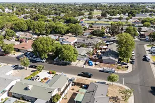 2404 Edmunds Ave, Modesto, CA 95350 - Photo 59