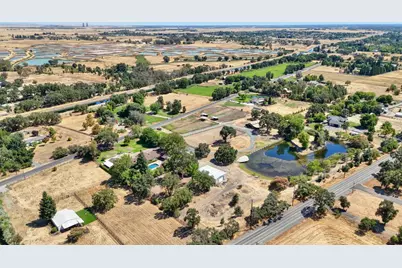 8720 Tavernor Road, Wilton, CA 95693 - Photo 11