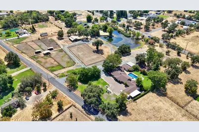 8720 Tavernor Road, Wilton, CA 95693 - Photo 9