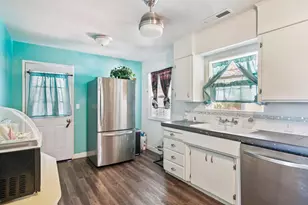 1725 Bronson Ave, Modesto, CA 95350 - Photo 7