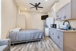 303 W Lockeford, Lodi, CA 95240 - Photo 21