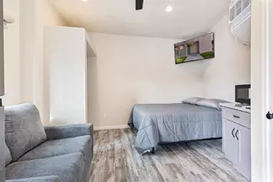 303 W Lockeford, Lodi, CA 95240 - Photo 5