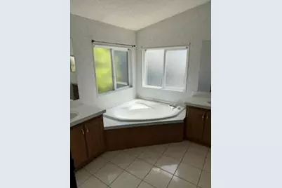 La Bandera Way, Sacramento, CA 95828 - Photo 21