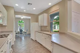 470 Pelican Bay Cir, Sacramento, CA 95835 - Photo 11