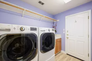 9560 Fox Flower Ct, Elk Grove, CA 95758 - Photo 17