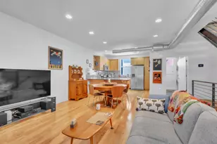 1719 6th St, Sacramento, CA 95811 - Photo 13