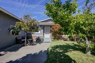 2105 Loyola Way, Turlock, CA 95382 - Photo 1