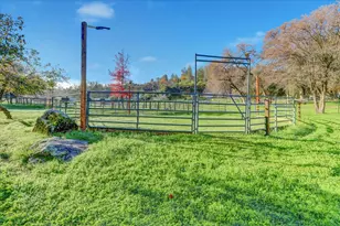 19310 John Born Rd, Penn Valley, CA 95946 - Photo 47