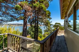 240 Alexander St, Crockett, CA 94525 - Photo 17