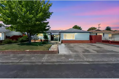 335 Harding Avenue, Manteca, CA 95336 - Photo 1