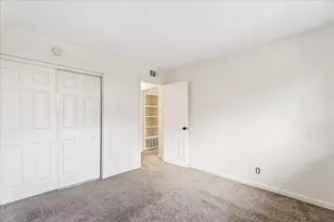 4750 Greenholme Dr, Sacramento, CA 95842 - Photo 13