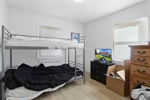 6038 Fruitridge Rd, Sacramento, CA 95820 - Photo 11