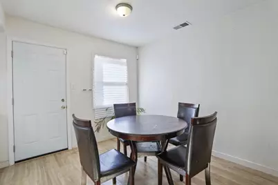 6038 Fruitridge Road, Sacramento, CA 95820 - Photo 9