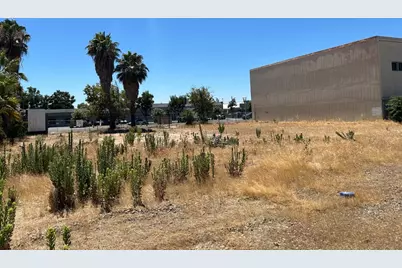 311 Mitchell Avenue, Turlock, CA 95380 - Photo 1