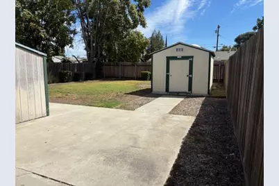 147 West Avenue, Oakdale, CA 95361 - Photo 9