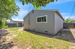 5849 67th St, Sacramento, CA 95824 - Photo 19