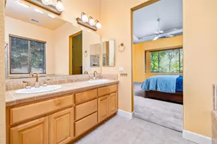 8 Rock Ridge Ct, Copperopolis, CA 95228 - Photo 27