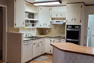 3931 Ramsey Dr, North Highlands, CA 95660 - Photo 5