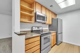 7121 Stella Ln, Carmichael, CA 95608 - Photo 9