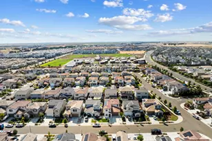 2049 Lanesborough St, Roseville, CA 95747 - Photo 3