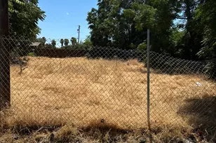 228 H St, Turlock, CA 95380 - Photo 1