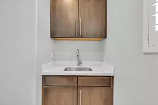 1725 Marina Dr, Lathrop, CA 95330 - Photo 31