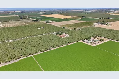 2404 Sultana Avenue, Atwater, CA 95301 - Photo 7