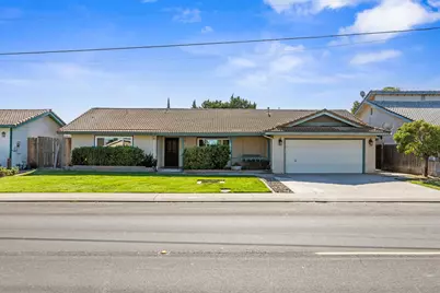612 Robert Avenue, Ripon, CA 95366 - Photo 1